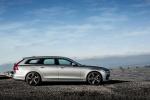 Volvo V90 D4 R-Deisgn 2017 года (UK)